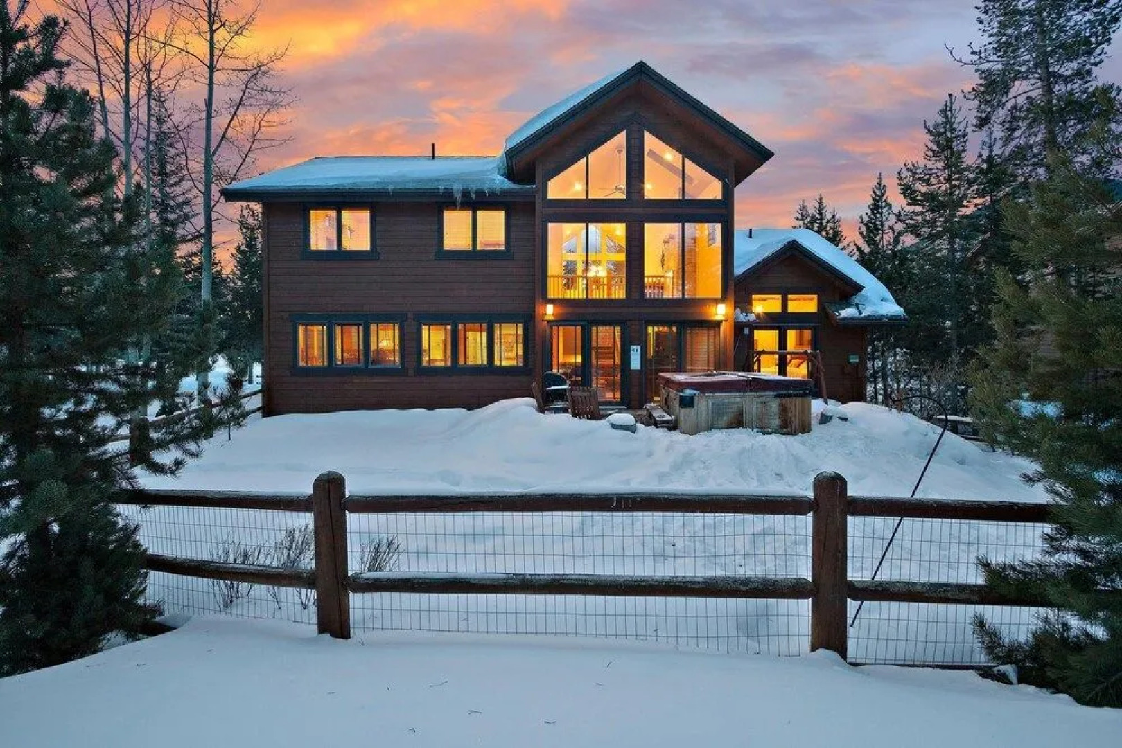 Breckenridge Copper Mountain Getaway, Sleeps 14