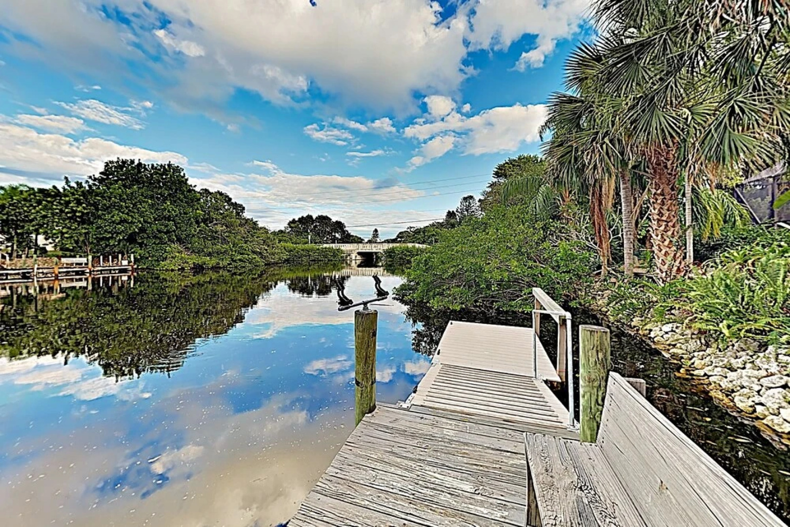 Tropical Gem on Water - 3 Br Home