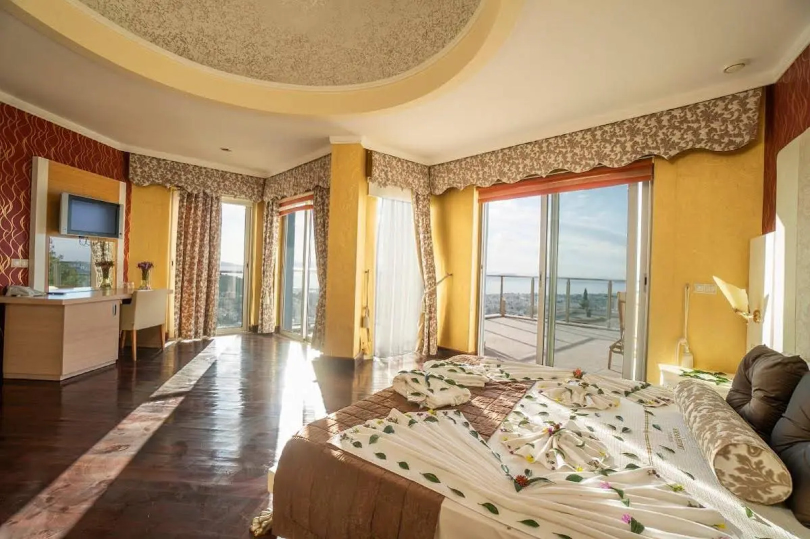 My Mira Deluxe & Resort