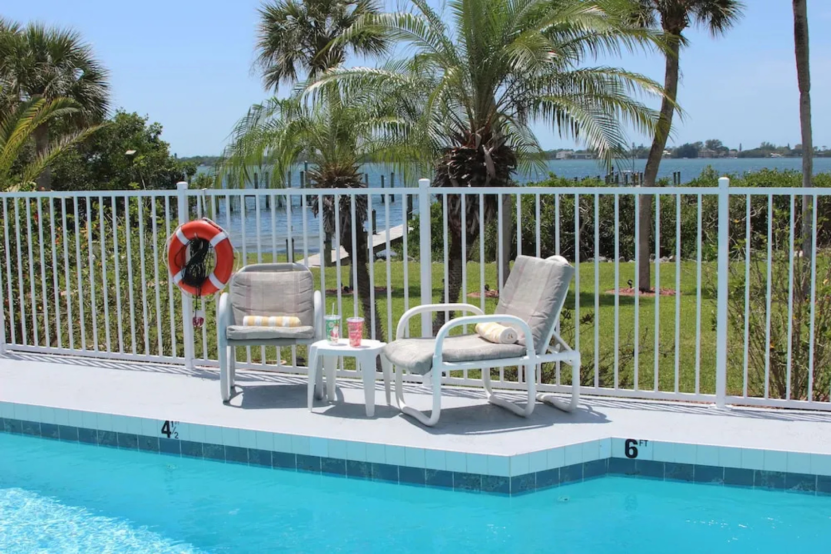 Englewood Lighthouse Resort