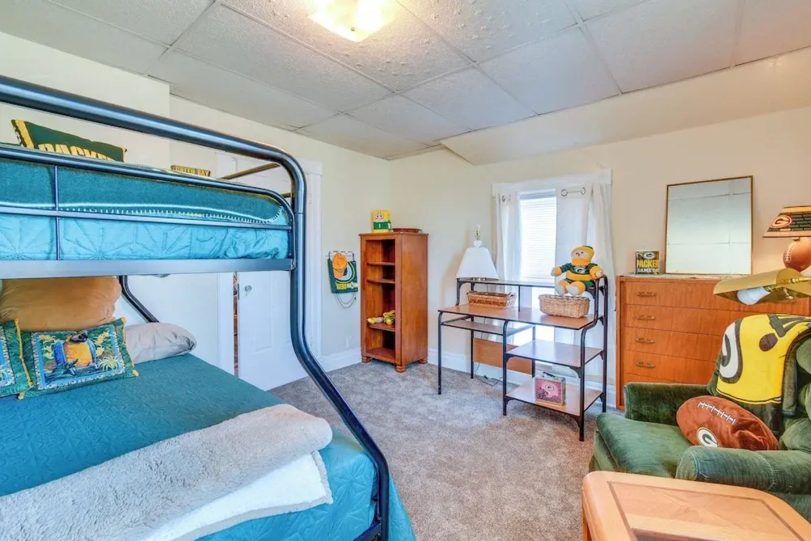 Lake Michigan Vacation Rental: 1 Block to Marina!