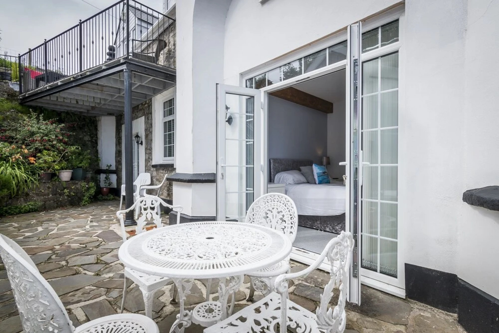 The Coach House- 3 Bedroom Holiday Home