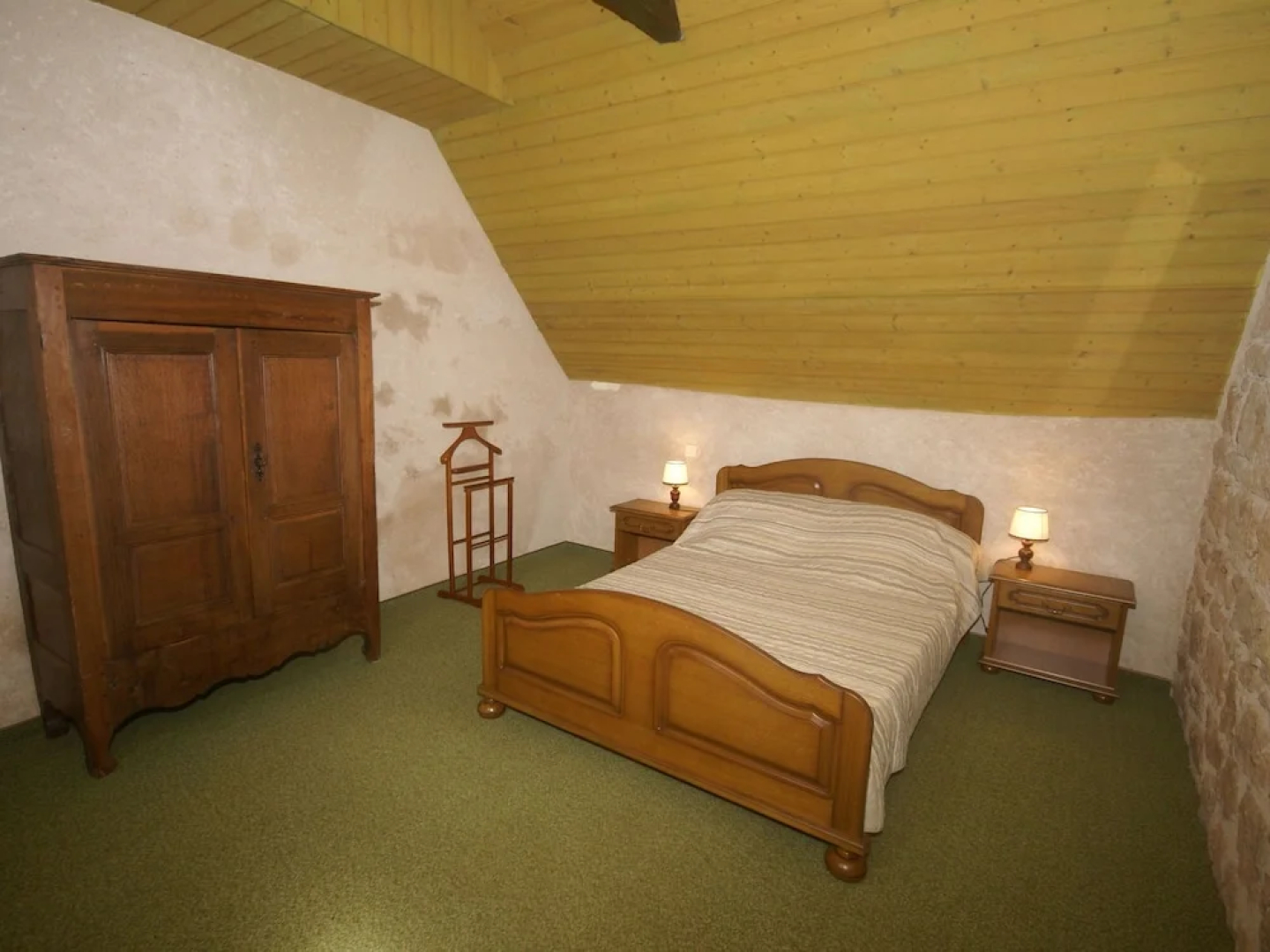 Vintage Holiday Home in Muret-le-Château with Garden