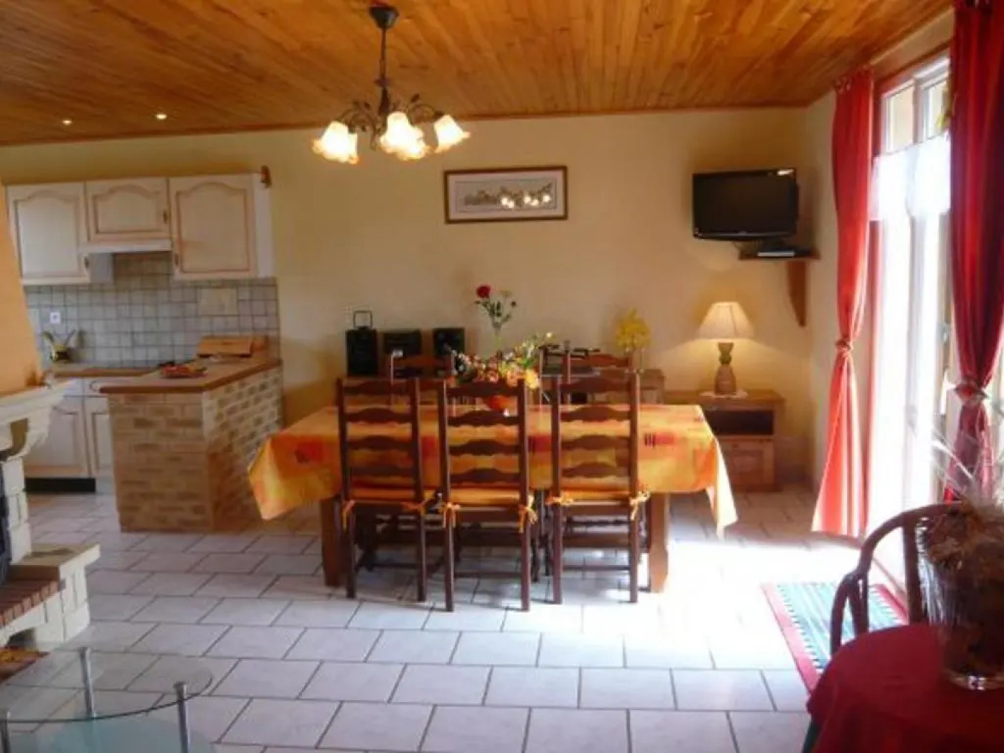 Gîte Fontenoy-le-Château, 3 pièces, 4 personnes - FR-1-589-69