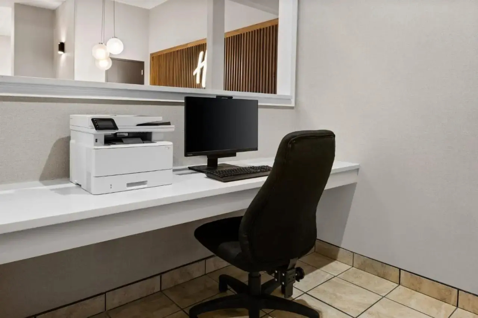 Holiday Inn Hotel & Suites Albuquerque Airport