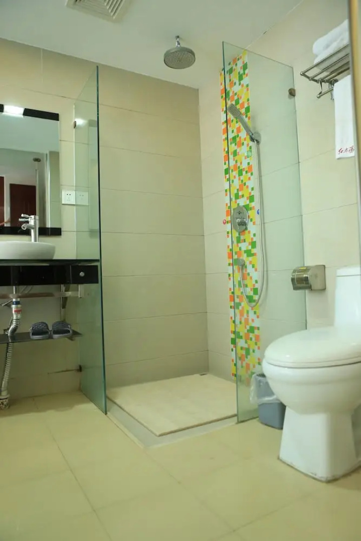 Ezhou Red Sun Grand Hotel