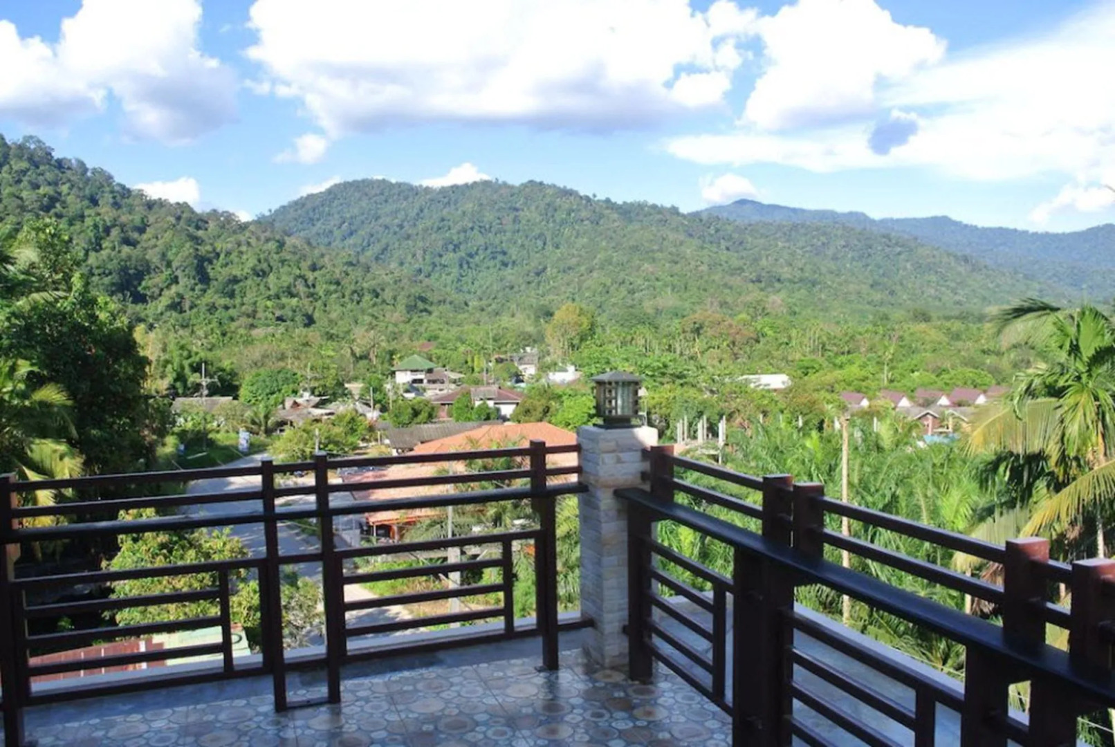 Khao Sok Nature Place