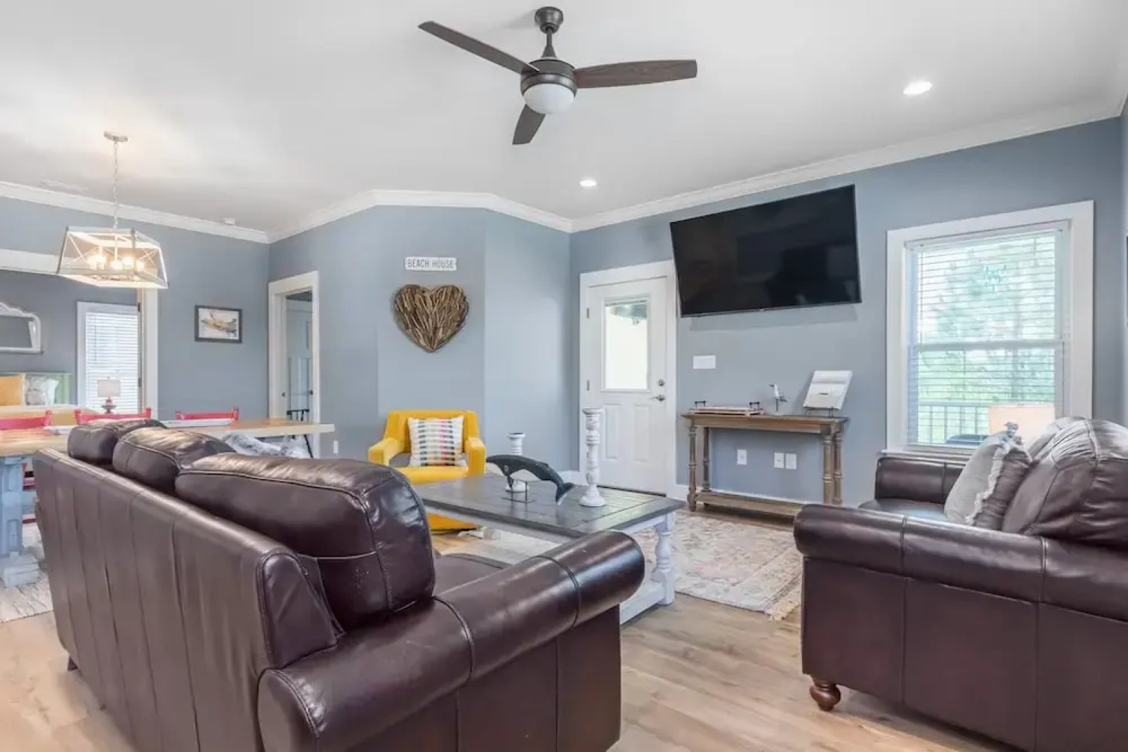 The Rookery Iii 7011 3 Bedroom Cottage by RedAwning