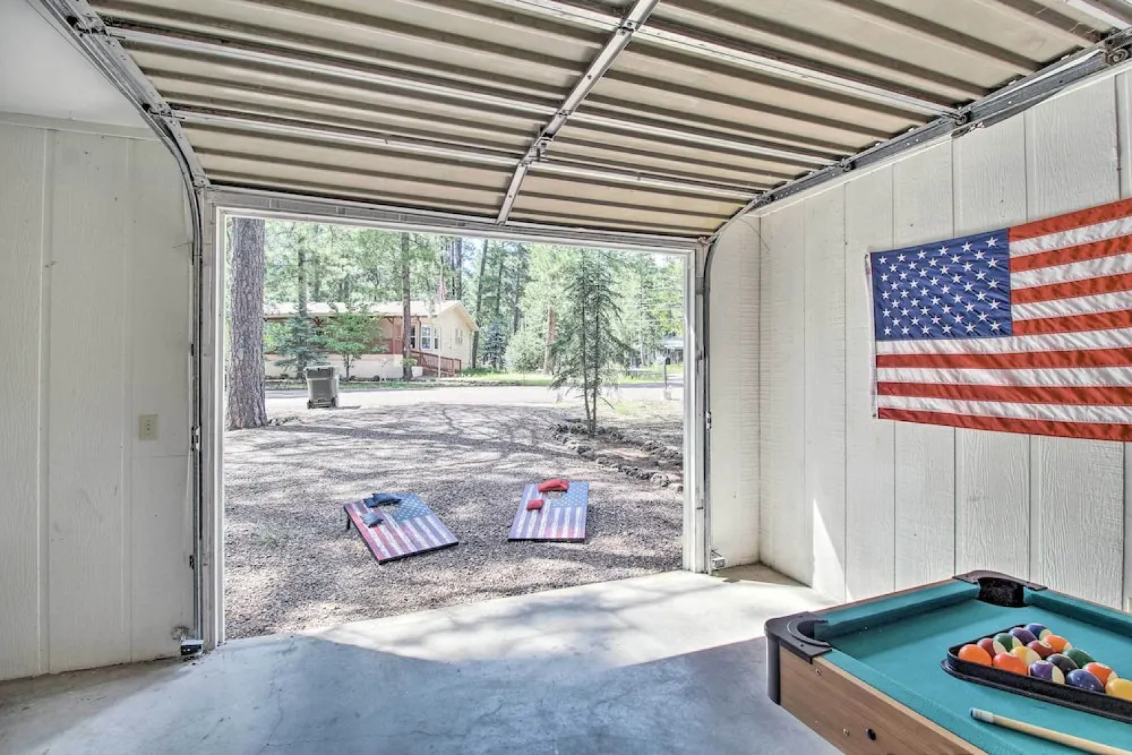 Bring a Pet: Pinetop Cabin w/ Game Room!