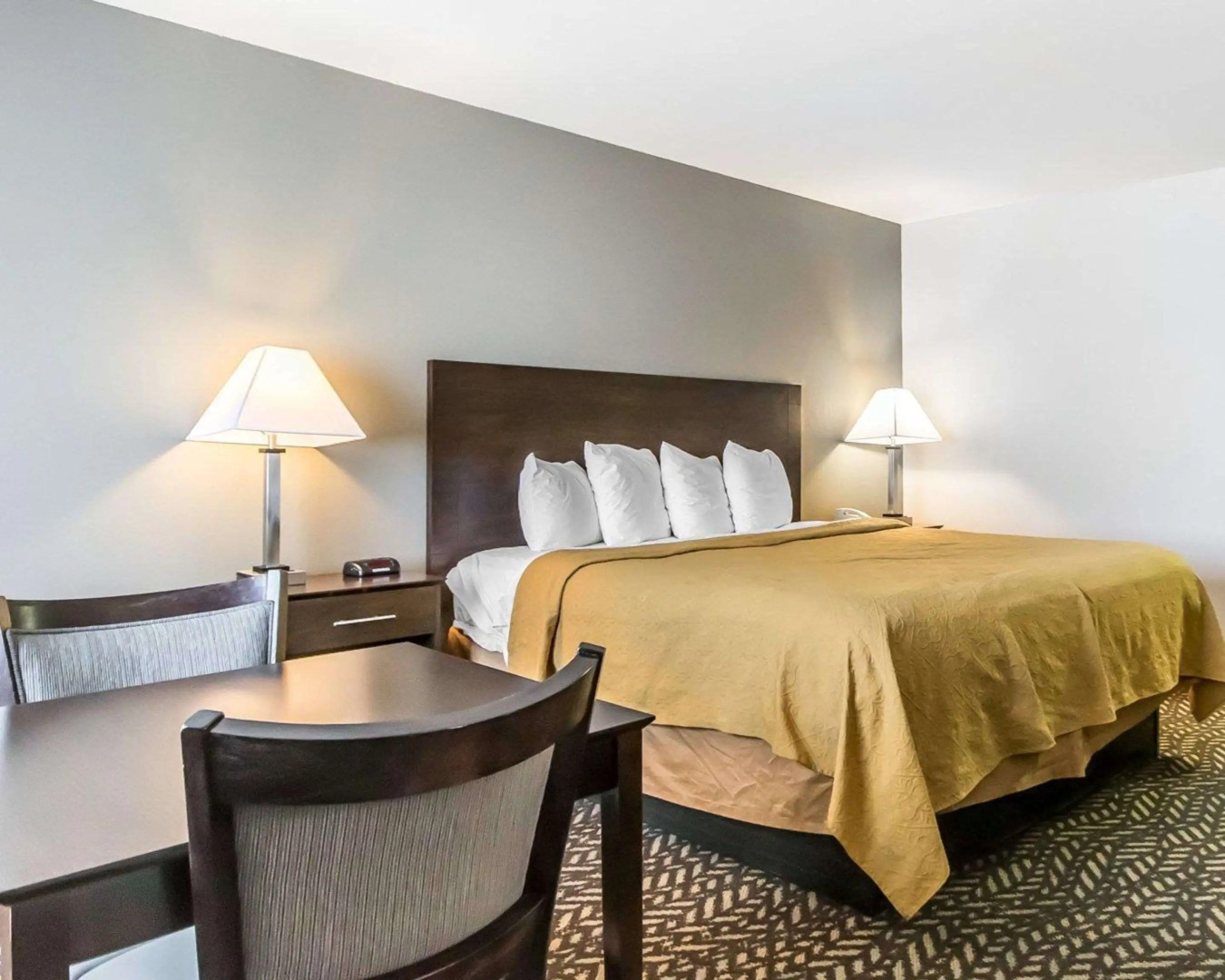 Quality Inn & Suites University/Airport