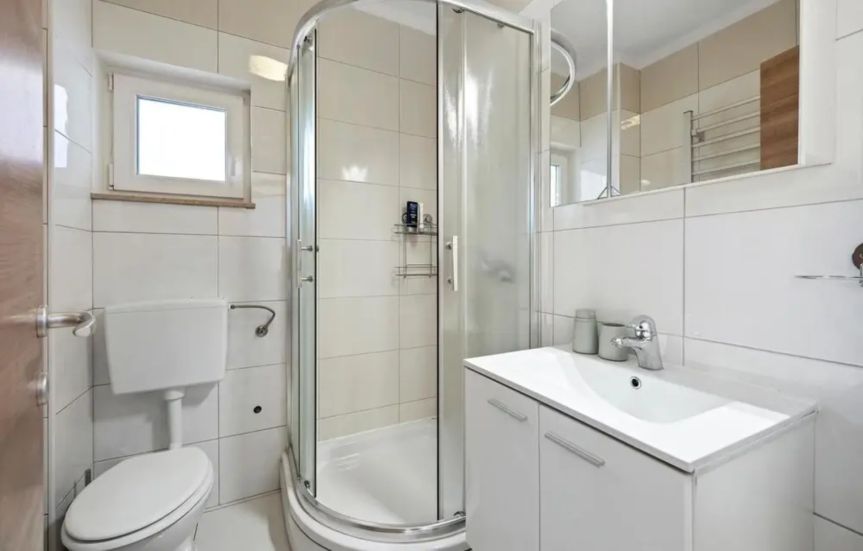 Stunning Home in Primosten With Jacuzzi, 4 Bedrooms and Wifi