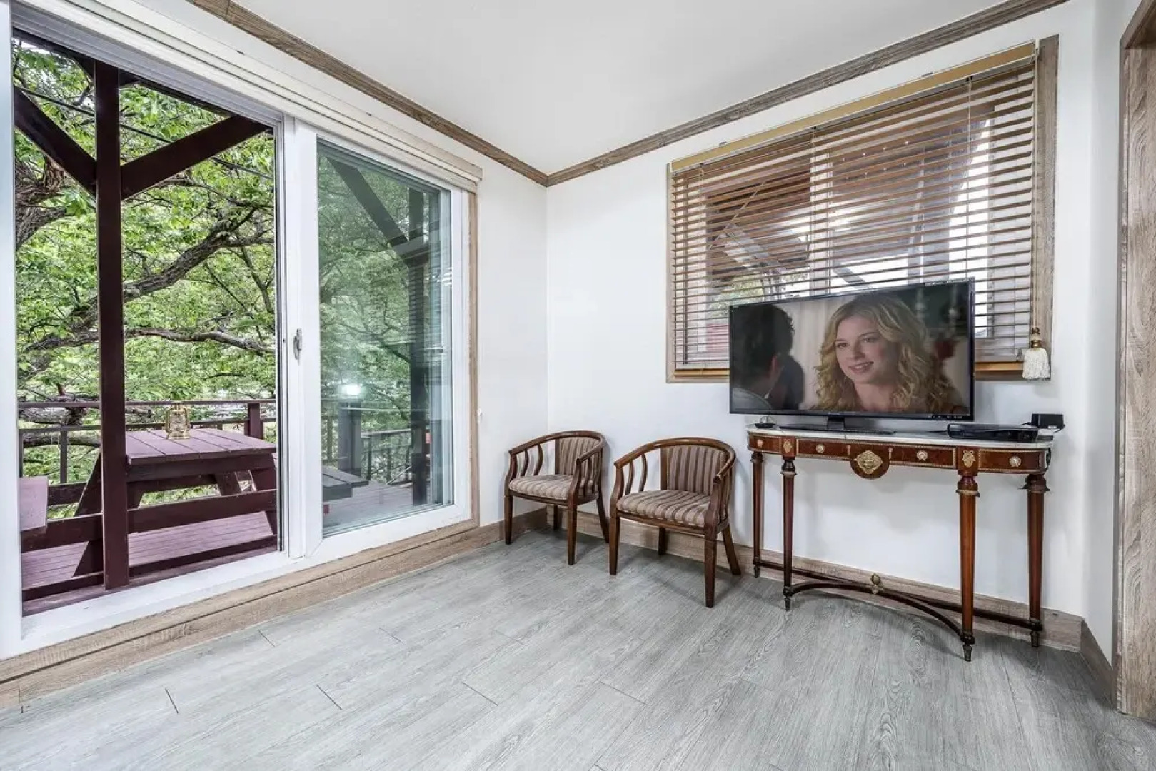 Donghae Mangsang Papa Pension