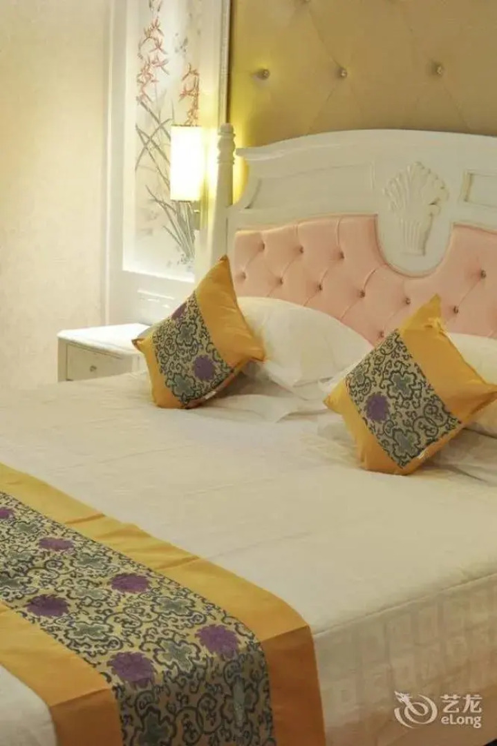 Triumph Palace Hotel