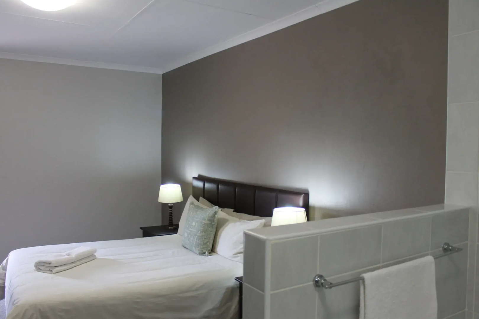 Fin and Feather Guesthouse