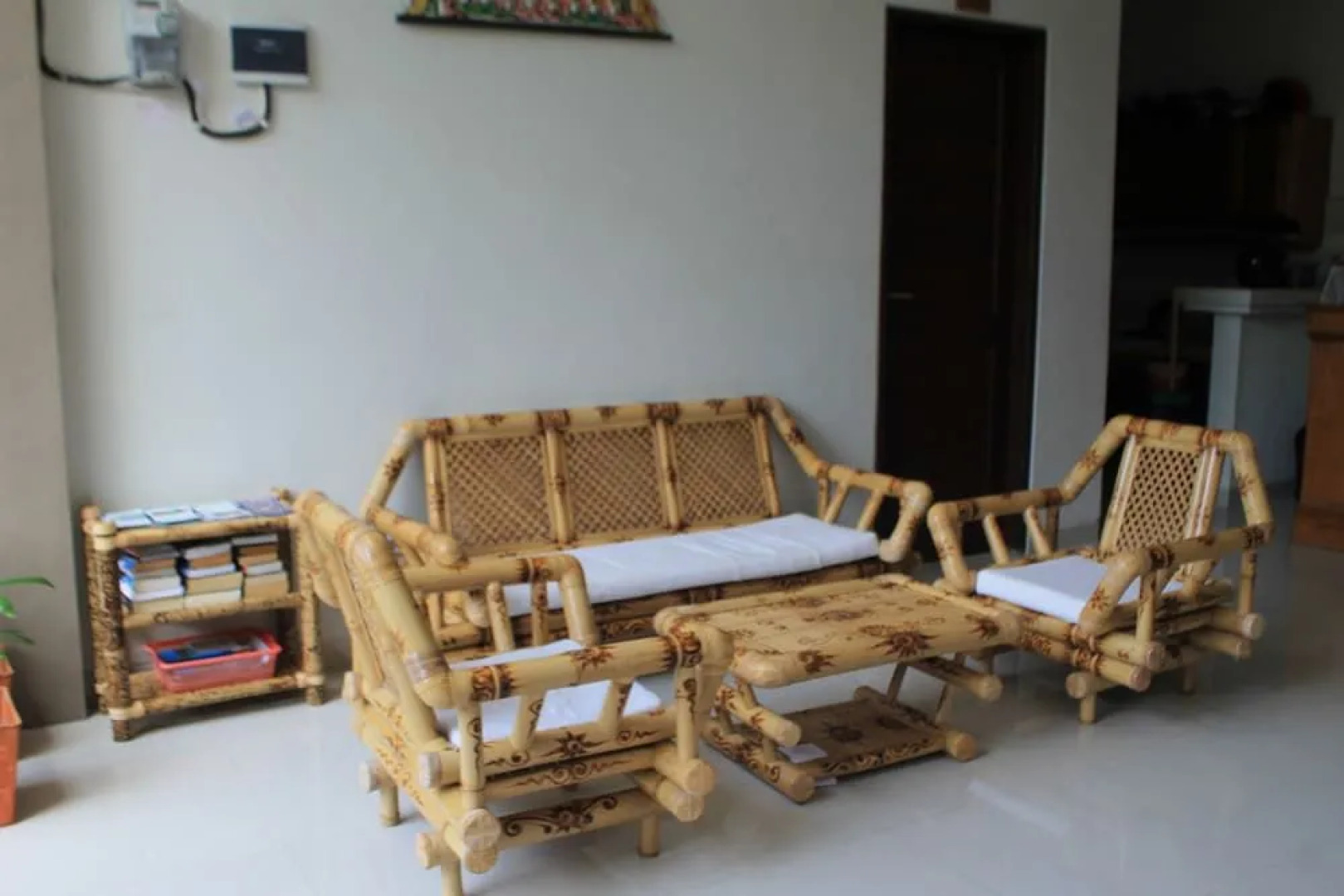 Suwardika Homestay and Dormitory - Hostel