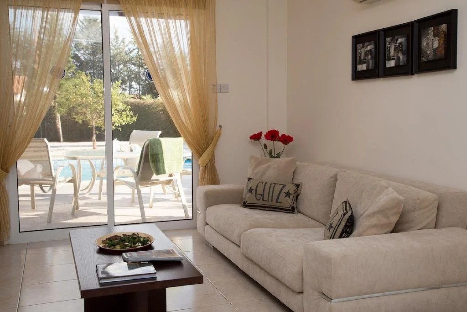 Coral Bay Beach Breeze Villa