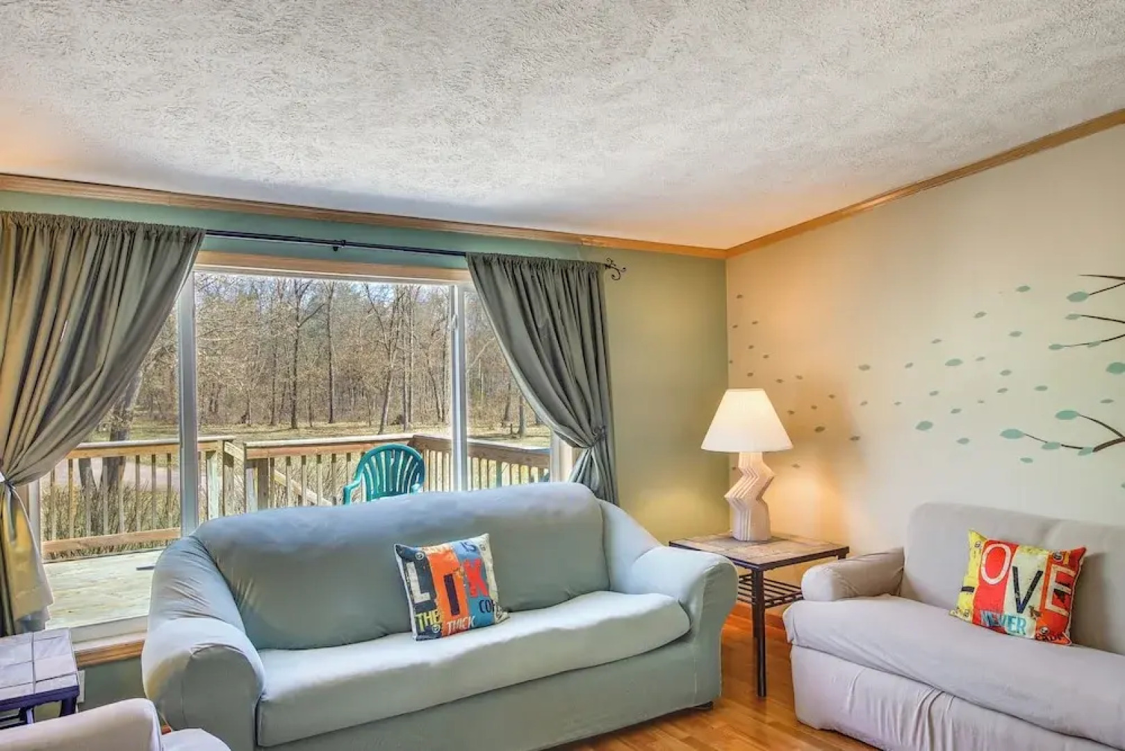 People and Paws Vacation Home by Wisconsin Dells!