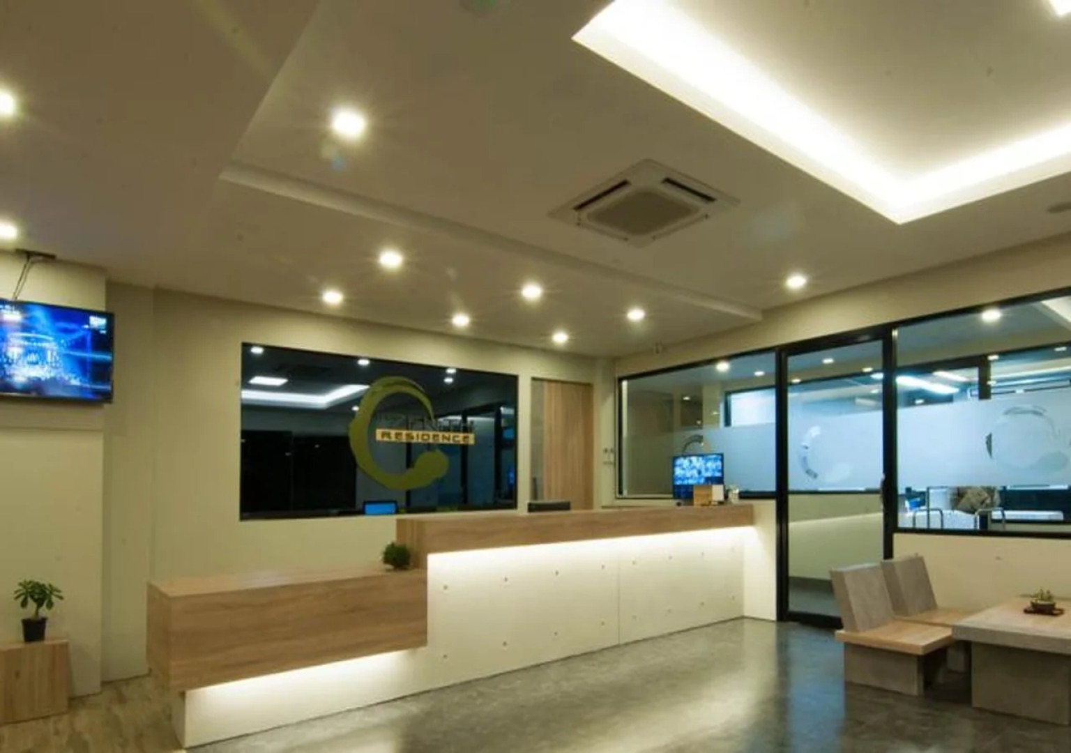 Zenith Residence Hotel