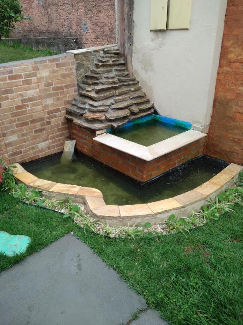 Casa 2 dorm em Botucatu próx unesp