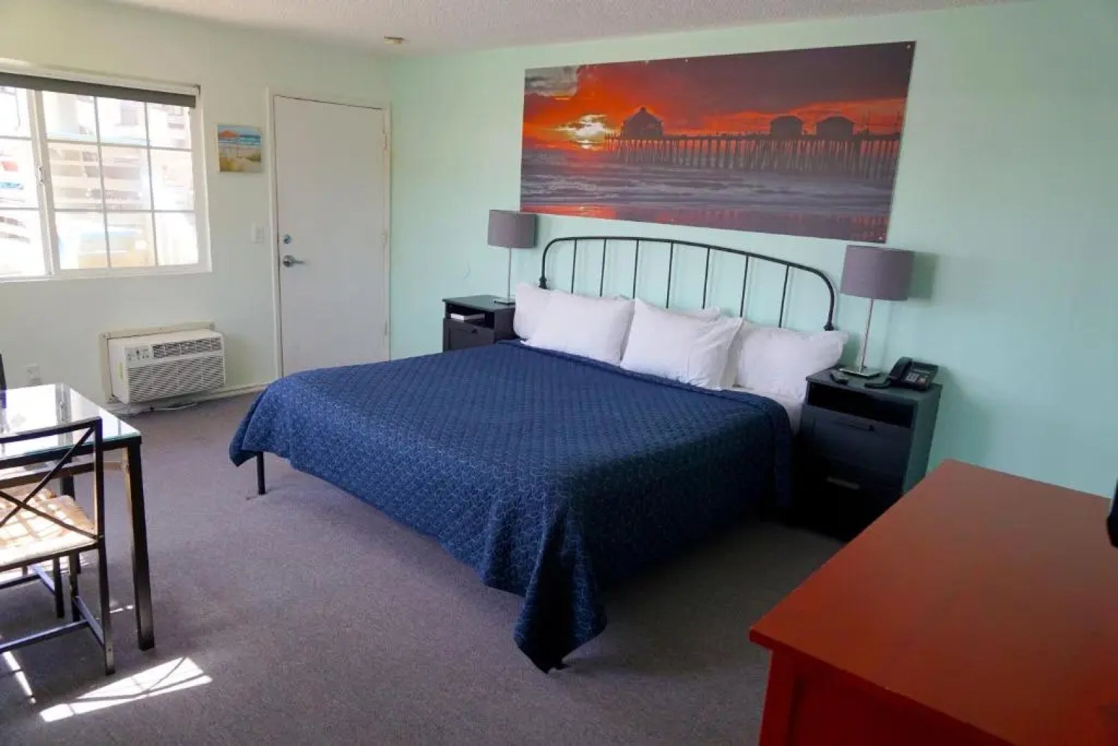 Huntington Surf Inn