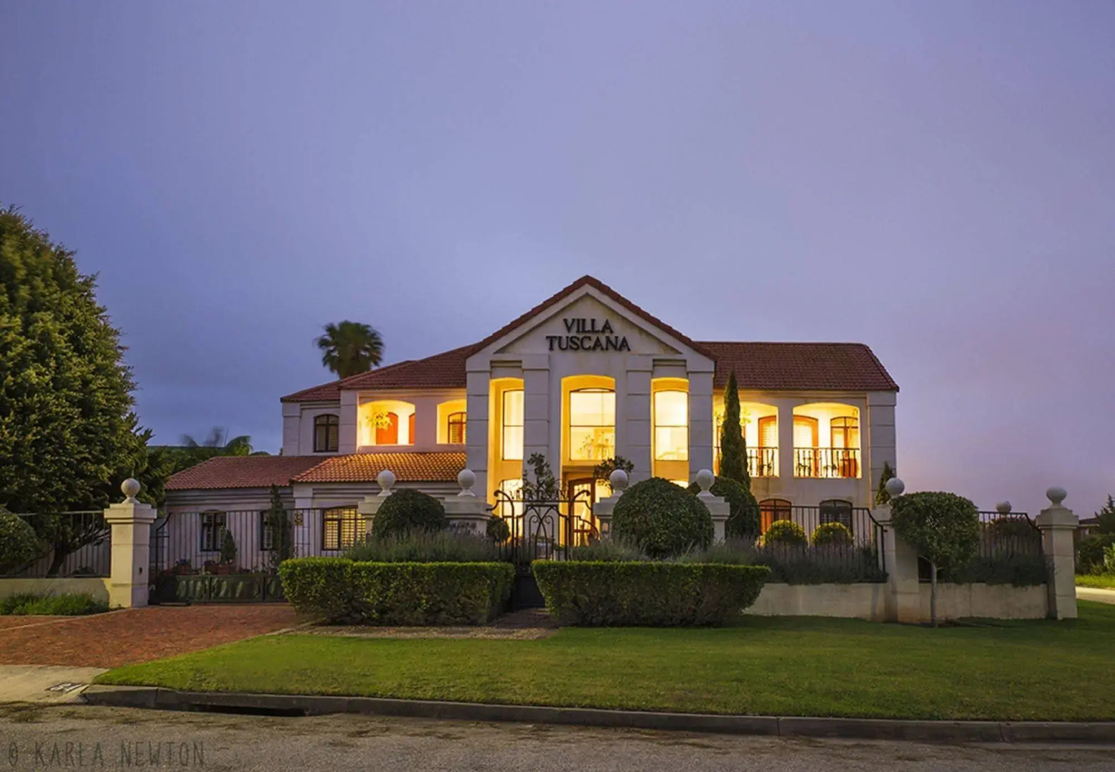 Villa Tuscana By Mantis