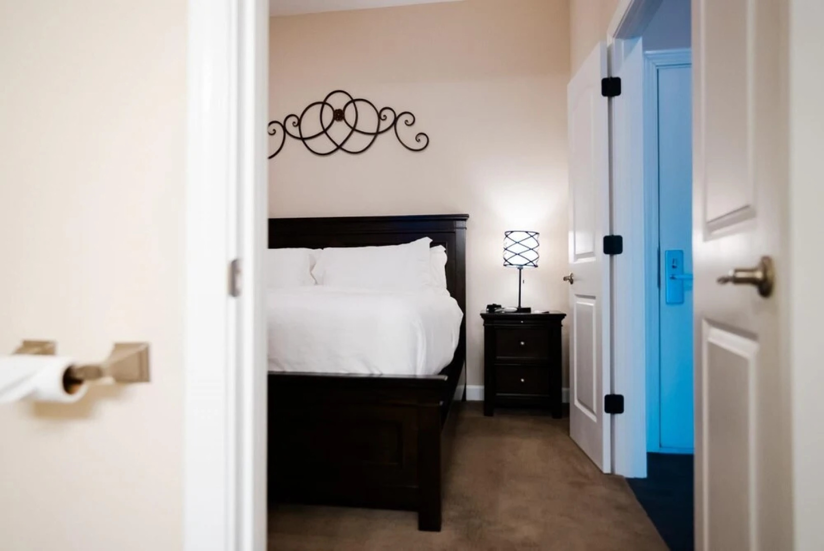 1 Bedroom Lake View Villa - Unit 306