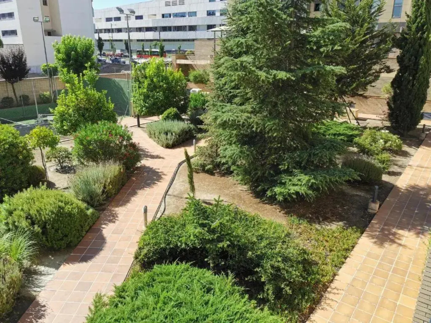 Piso centro de Granada junto al metro