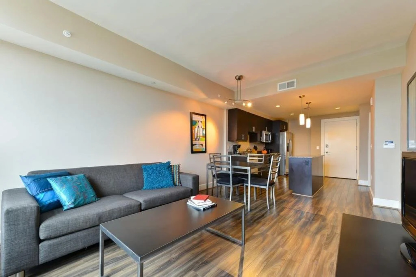 National at Reston Town Center