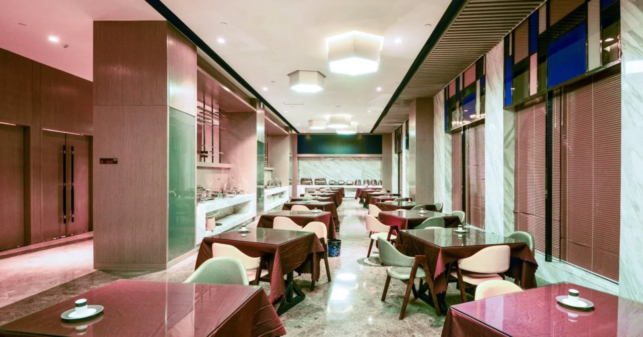 Holiday Inn Express Lhasa Potala Palace by IHG