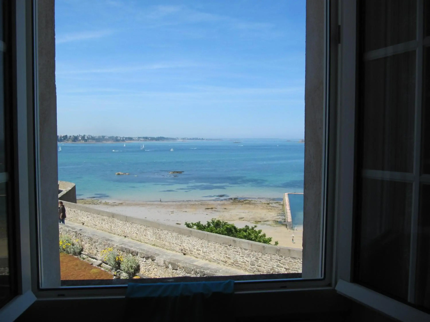 Hotel De La Porte Saint Pierre