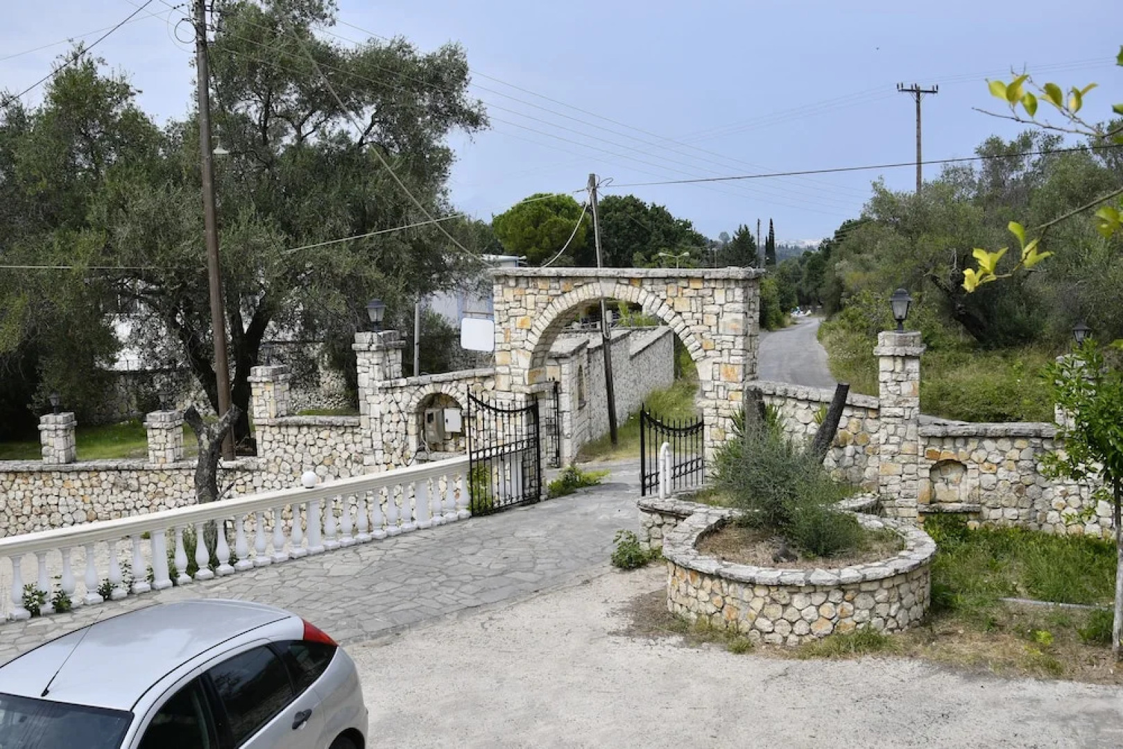 Corfu Room Apartments in a Piecefull and Full of Olive Trees Location