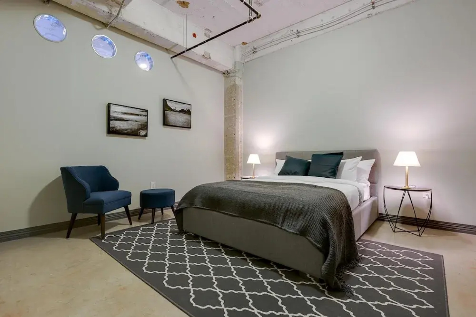 Downtown Dallas Apartments by Hosteeva