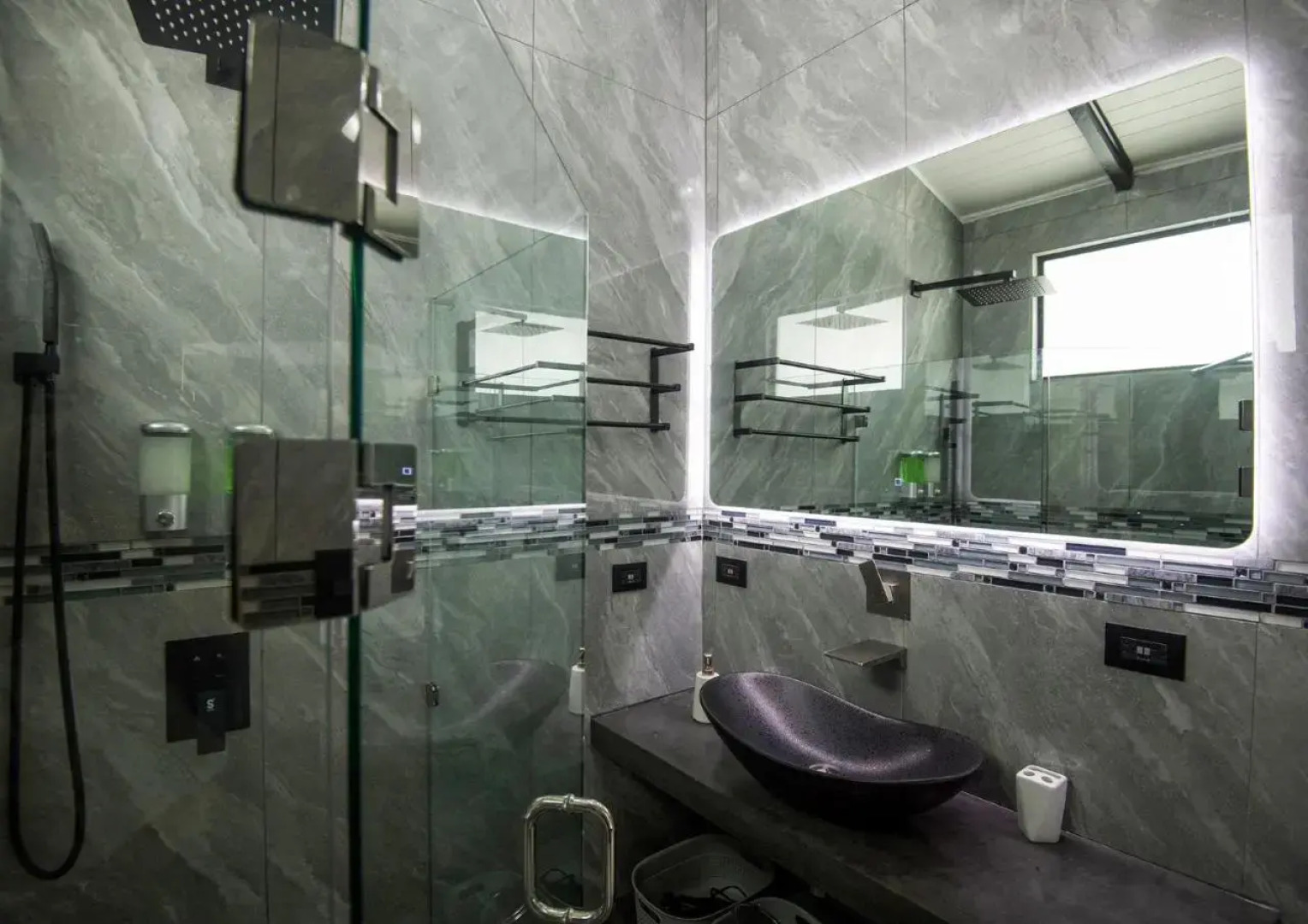 Villa Roca Boutique Resort & Suites   Adult Only