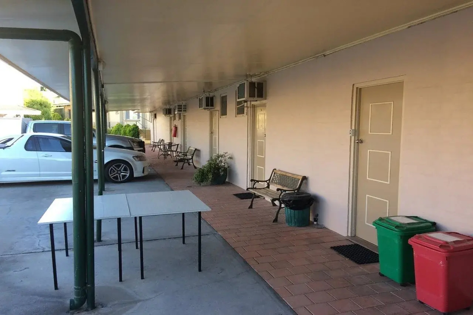Boulevard Motel