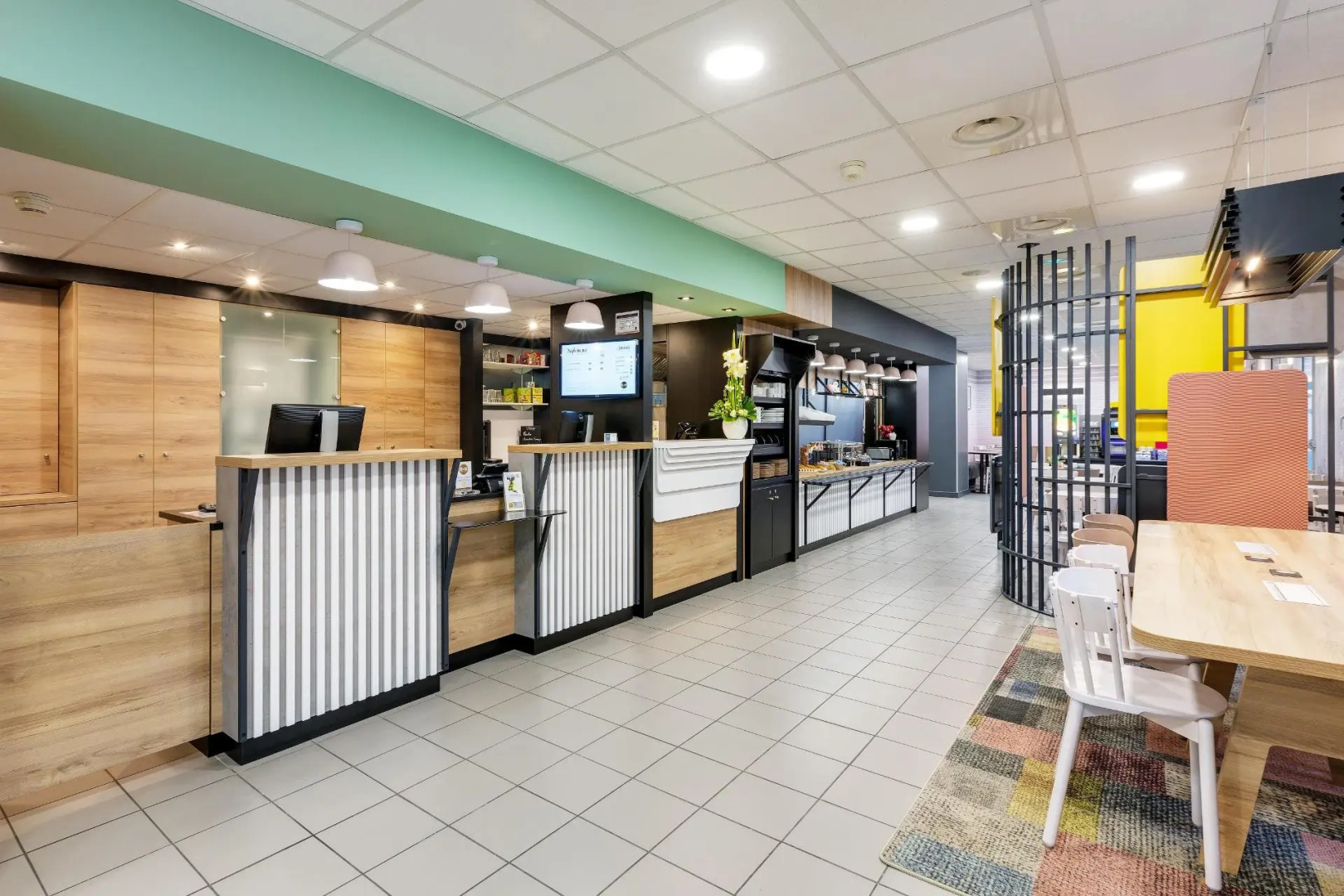 B&B HOTEL Lille Centre Grand Palais