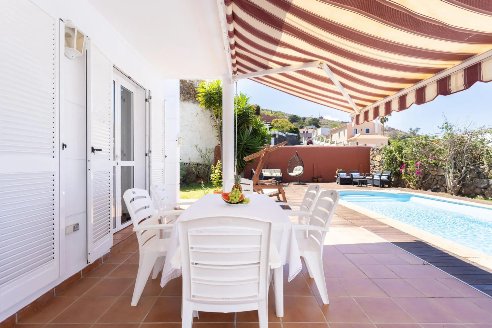 Home2Book Stunning Villa Raquel, Pool & View