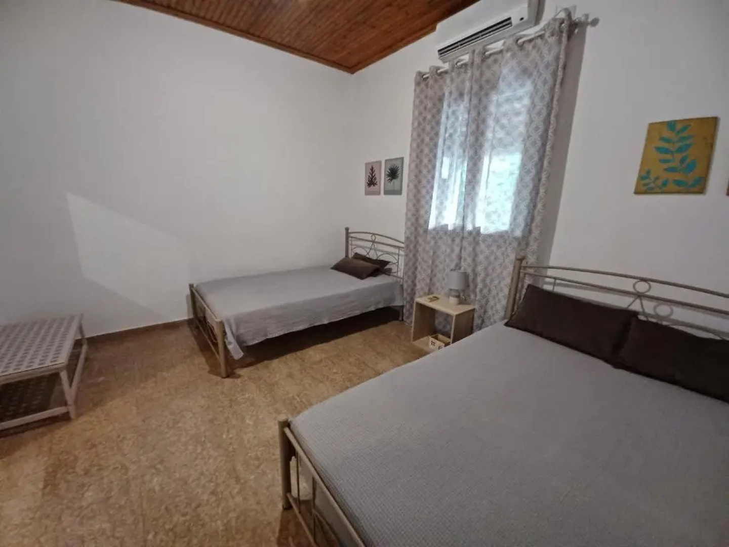 Beach House for up to 9 people near Olympia