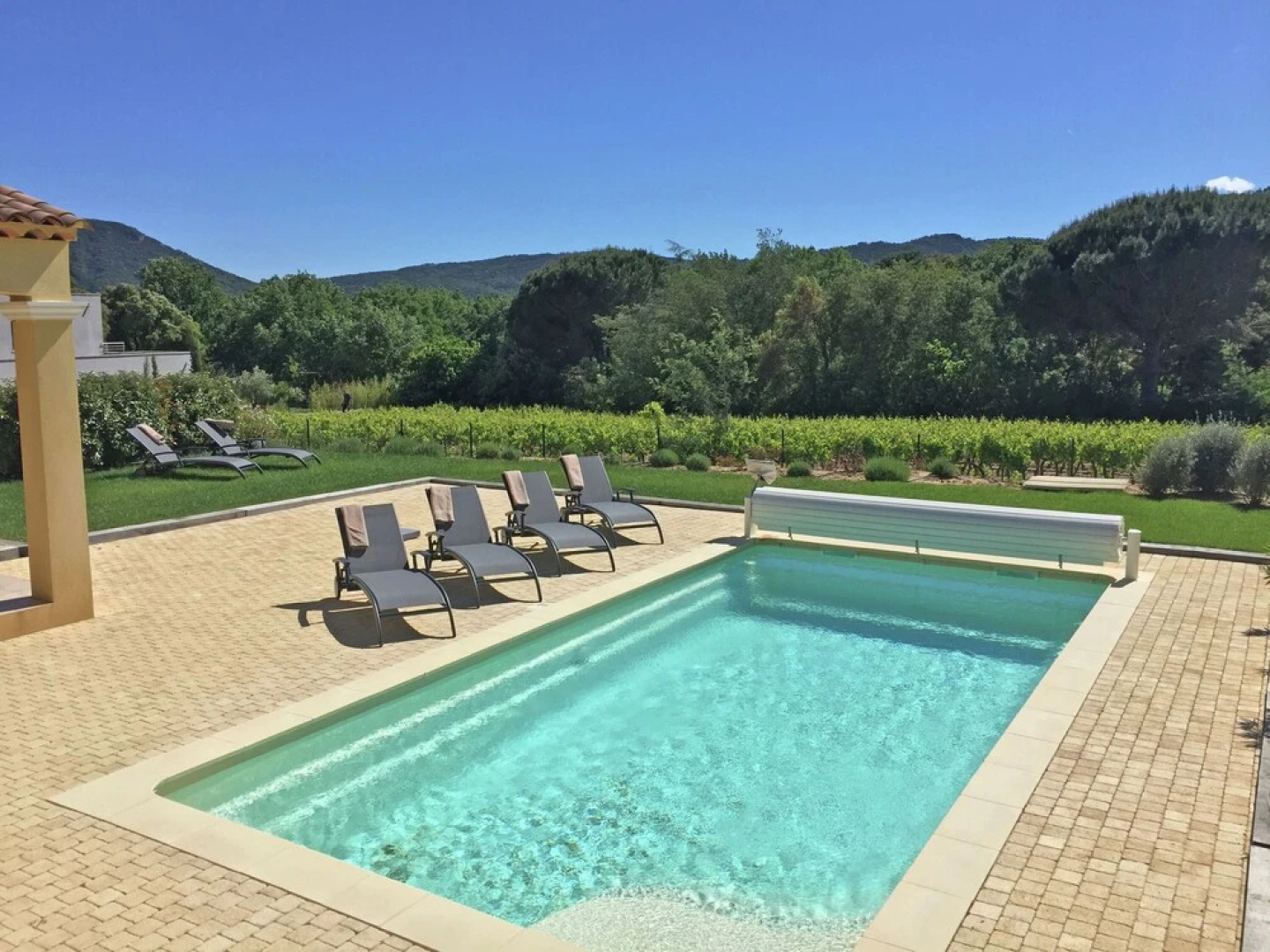 Contemporary villa in Le Plan-de-la-Tour with pool