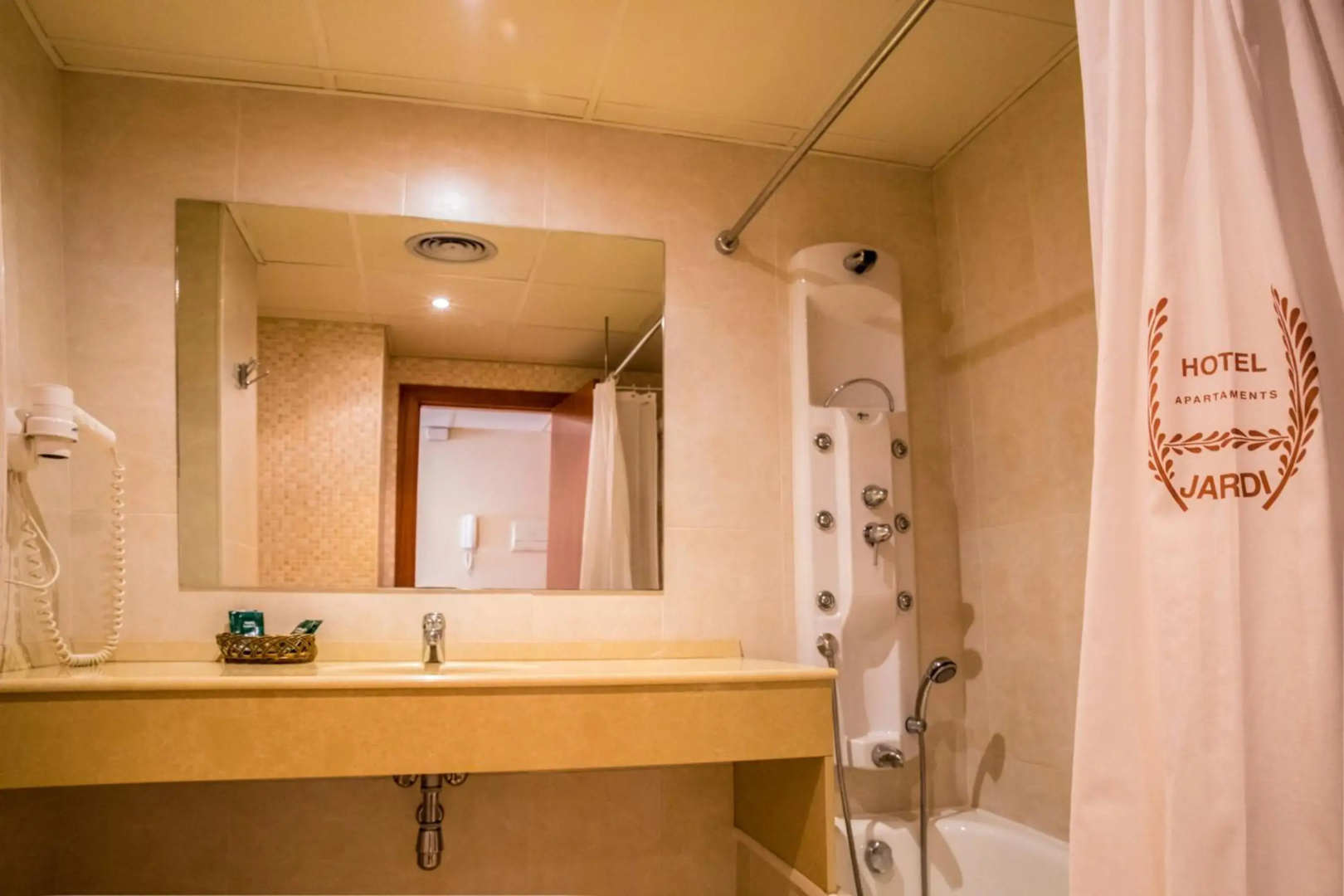 Hotel Jardí Suites-Apartaments