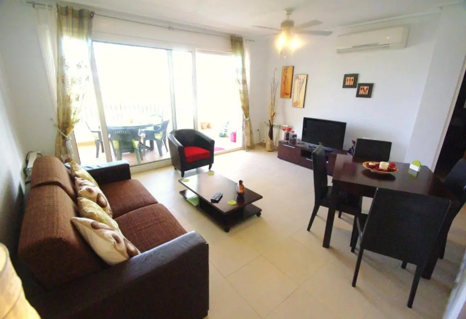 First Floor Apartment Near The Town Centre - AA511LT