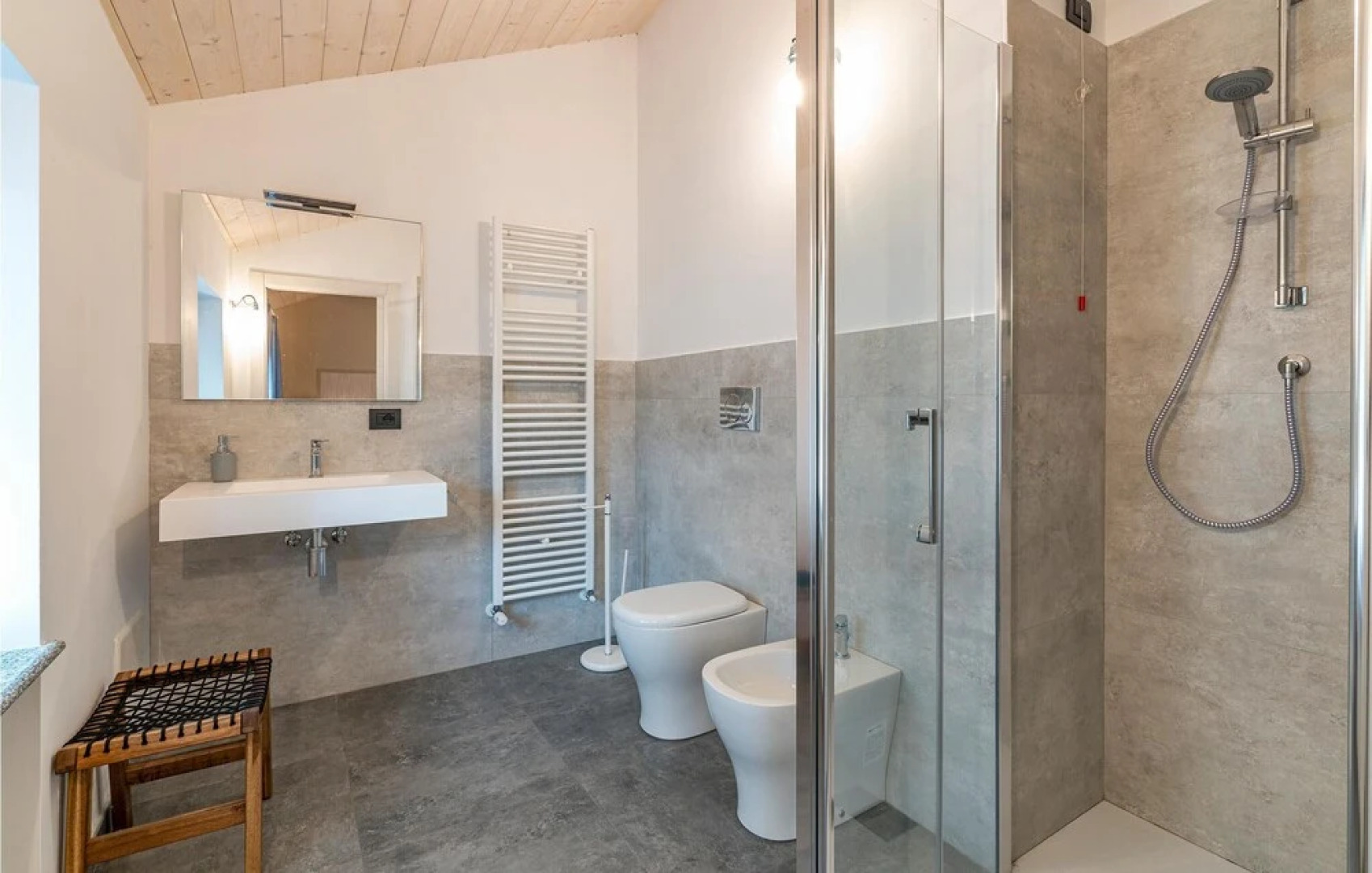 Amazing Home in Belveglio With 4 Bedrooms and Wifi