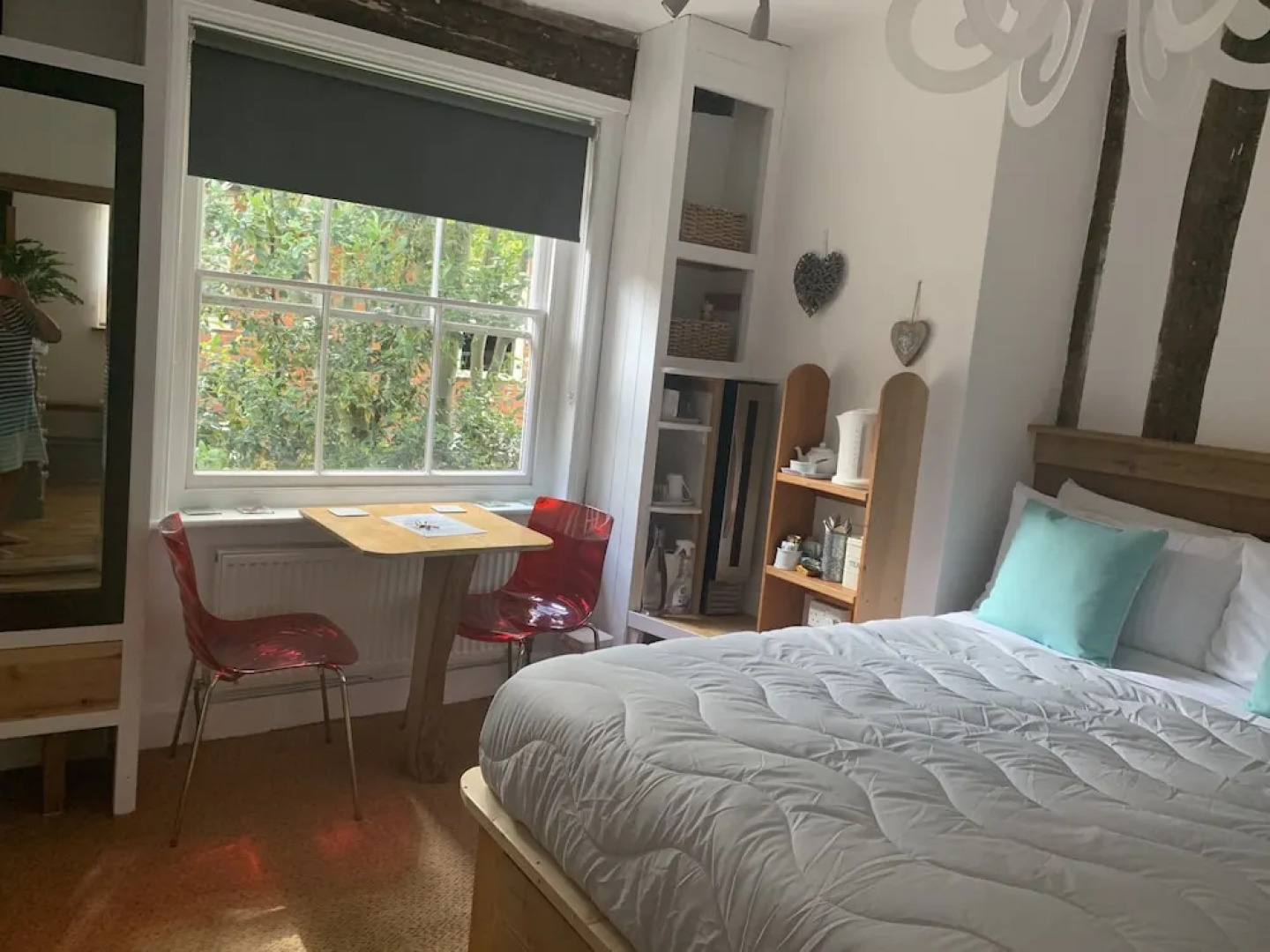 Rooms at no Three, Chameleon House