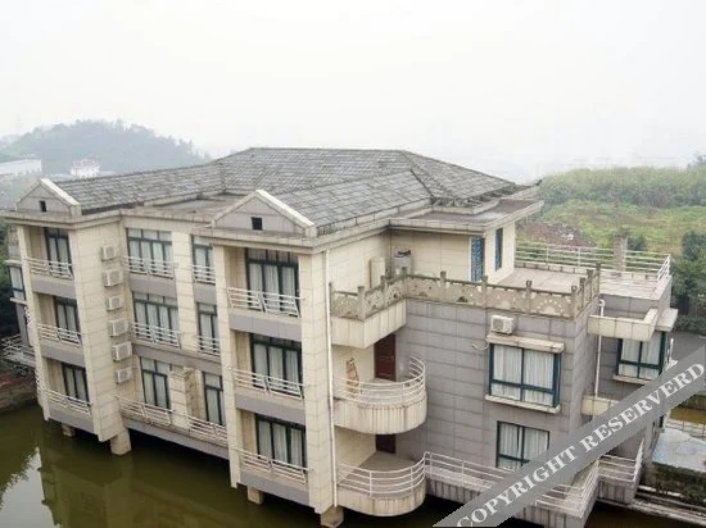 Shanyin Qiuming Hotel