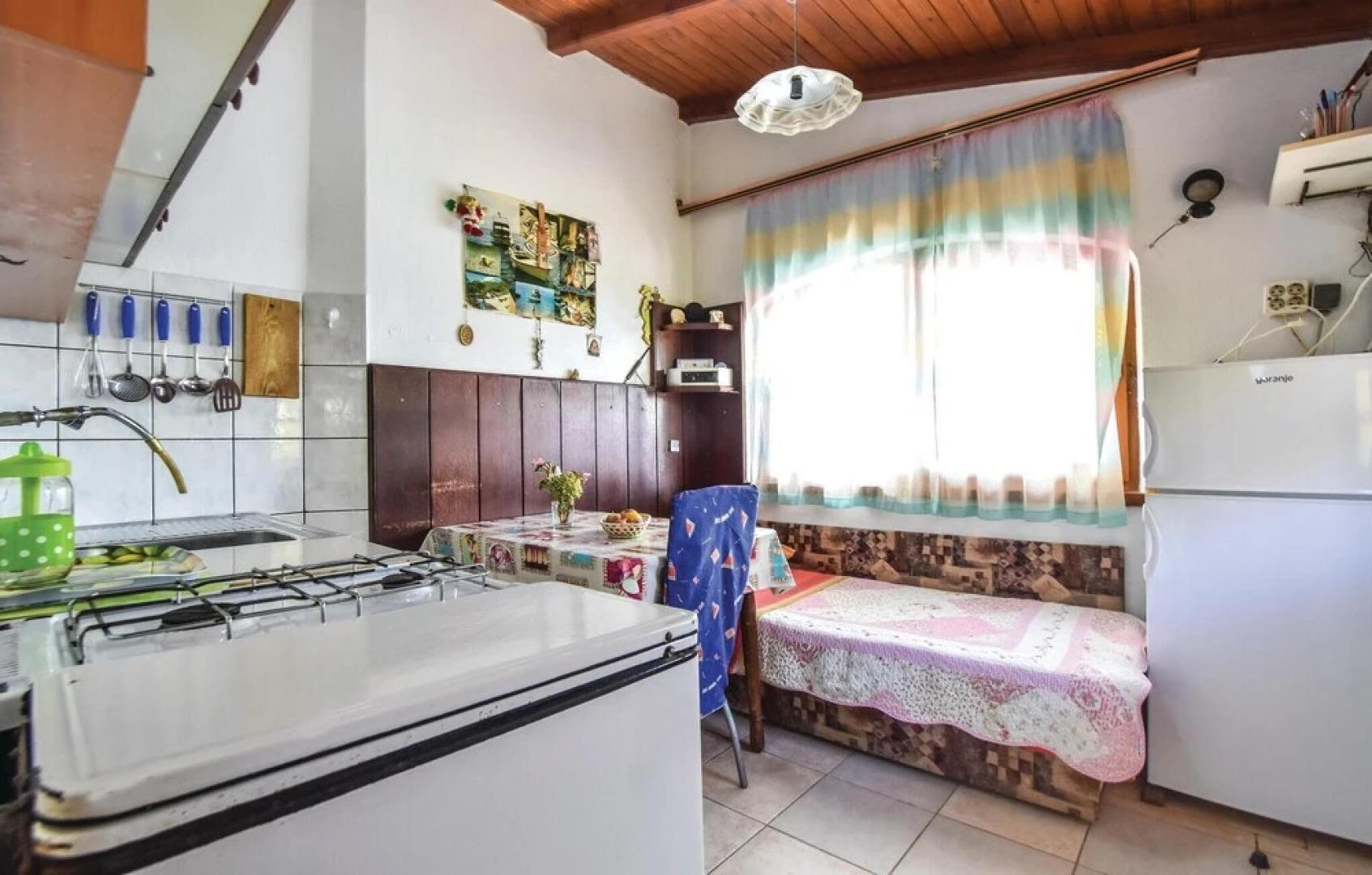 Stunning Apartment in Bogomolje With 1 Bedrooms