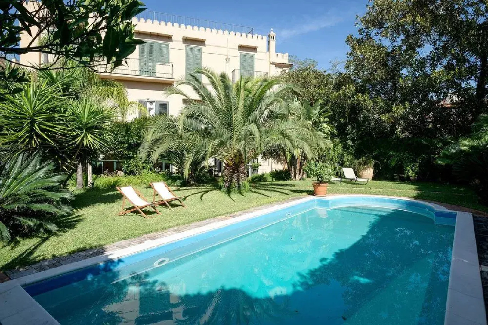 Suitelowcost Villa Bagheria