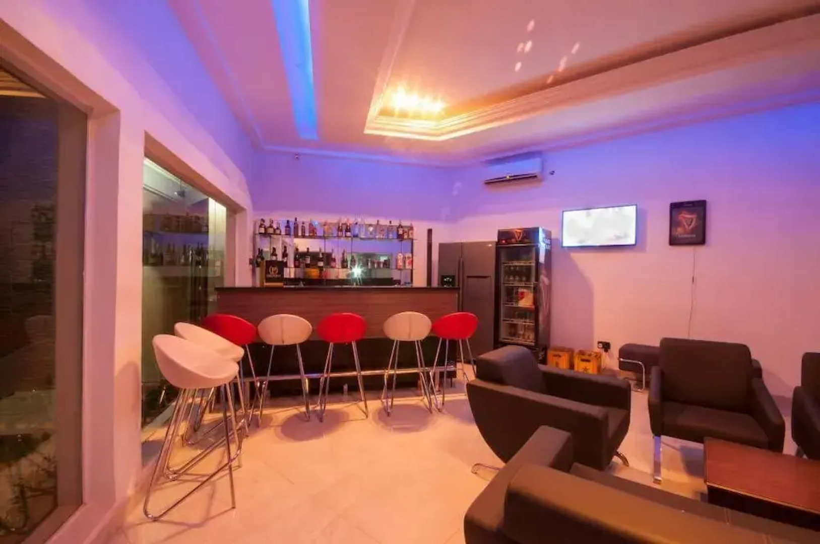 The Point Rayfield  Hotel