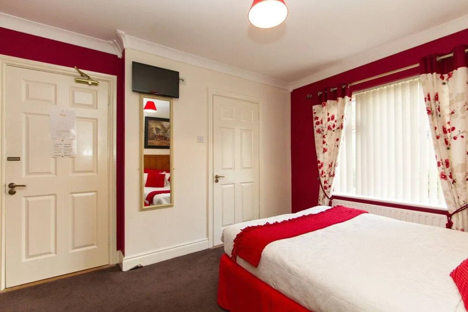 Augusta Lodge Guesthouse