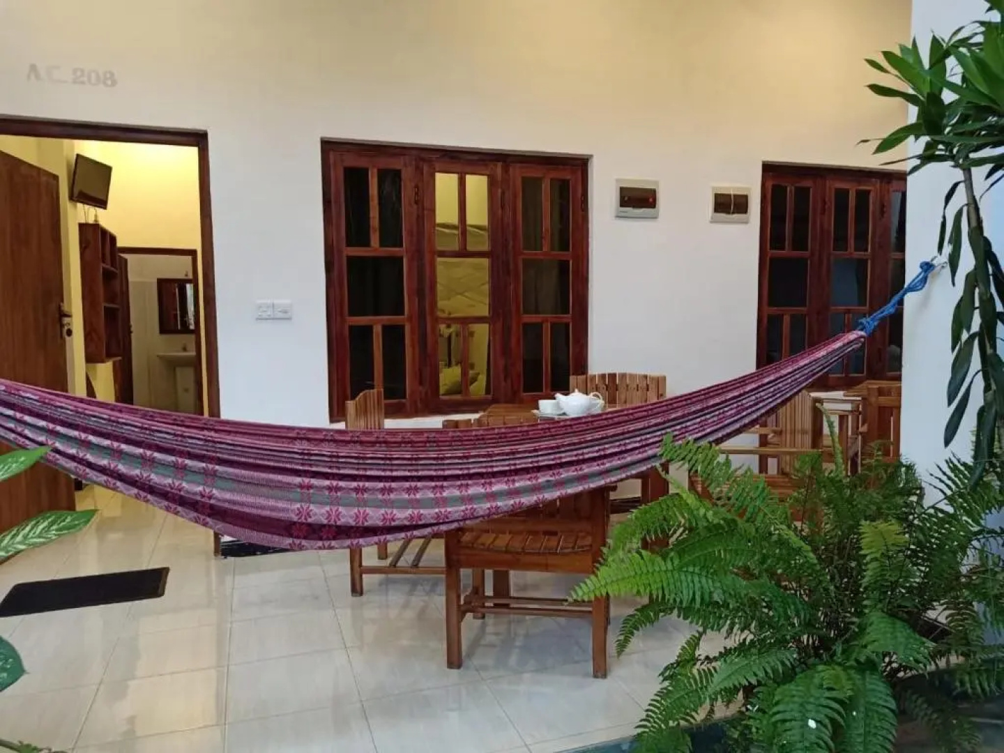 Garden Cottage Arugambay