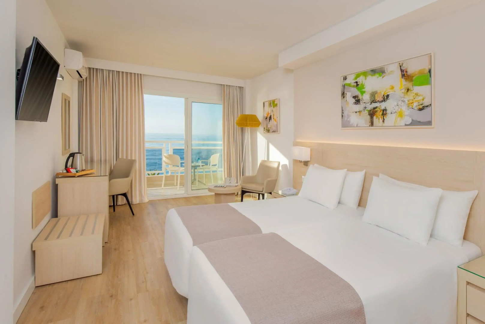 Hotel Las Arenas, Affiliated by Meliá