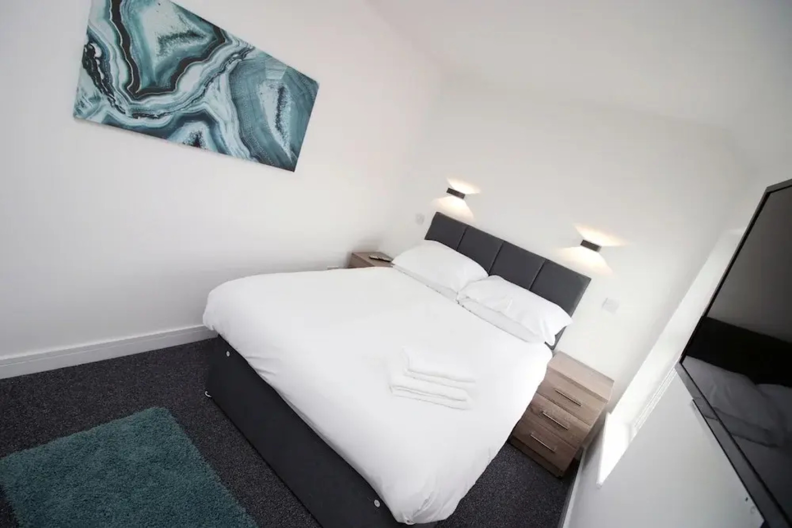 Stay Central - Heritage 24